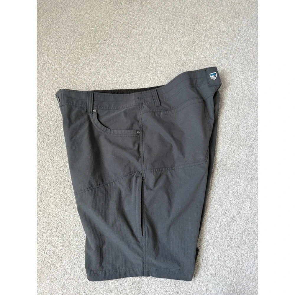 Kuhl Gorpcore Shorts Size 40 Charcoal Gray Zippered Side Pocket
